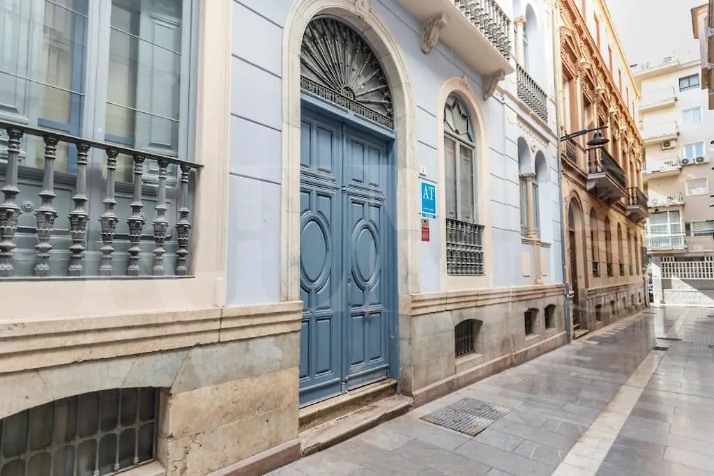 Central Apartment With Private Patio By Rems Malaga