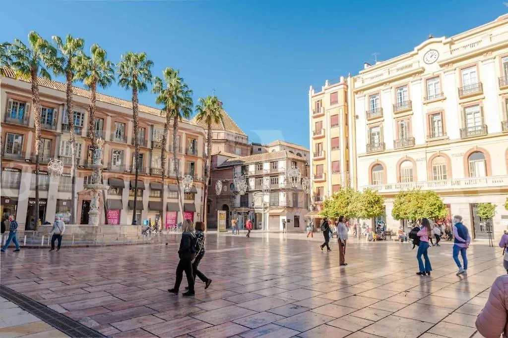 Central Apartment With Private Patio By Rems Malaga 0*,